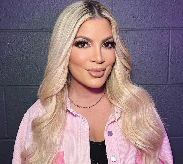 Остаточна крапка: Торі Спеллінг подала на розлучення із батьком п'ятьох своїх дітей та вимагає аліментів