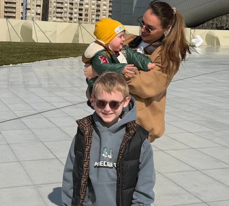 Добкіна розсекретила ім'я 1-річного сина та вперше показала його личко