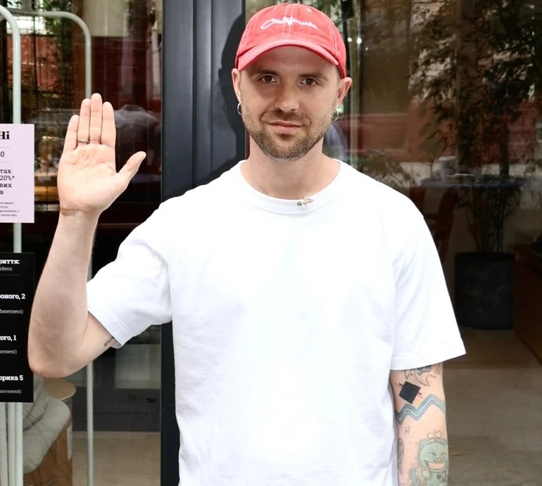 Ваша бабуся такі не готувала: Кацурін поділився рецептом вареників з вишнями та вершковим кремом