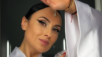 Астрологічний трилер: діджейка Нана з нагоди 39-річчя знялася в спідньому для спокусливого відео