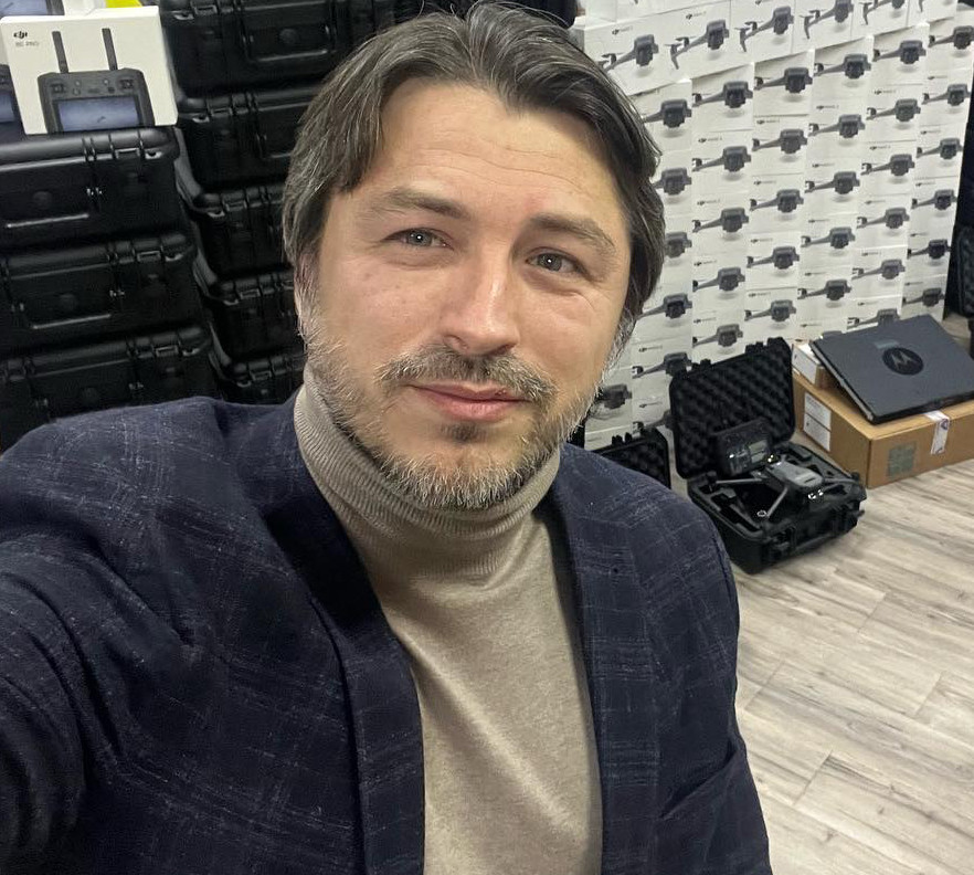 Жінка насварила: Притула зізнався, що йому довелося купити, щоб не бути позором сім'ї