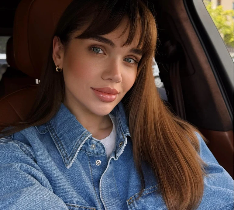 Саша Бо показала обличчя з філлерами та без і розказала, як прибрала жопку з підборіддя