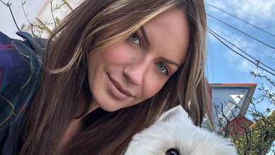 Наречений Нікітюк показав кумедне фото з коханою і їхнього сина в вухастому прикиді