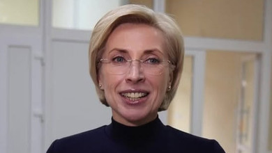 Фізкульт-привіт: Верещук у день свого 46-річчя похизувалася рельєфом пресу. Фото