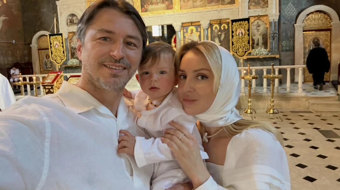 Головний посміхун Києва: Притула милим фото привітав свого калачика з 1-річчям