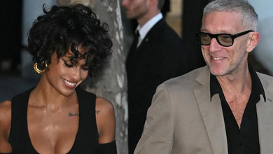 Кохана Касселя показала їхнього 9-місячного сина у тата на руках та себе в бікіні на відпочинку. Фото