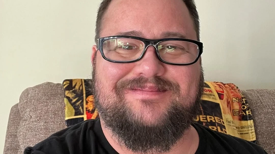 Трансгендерний син Шер та його дружина поділилися фото зі свого весілля