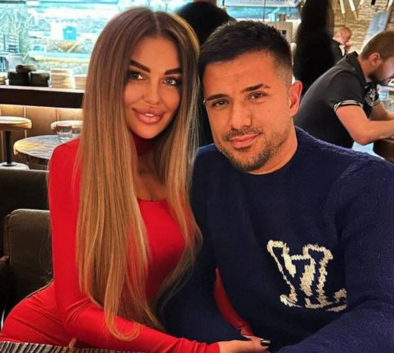 Екс Лорак із пасією засвітилися на благодійному заході в Києві