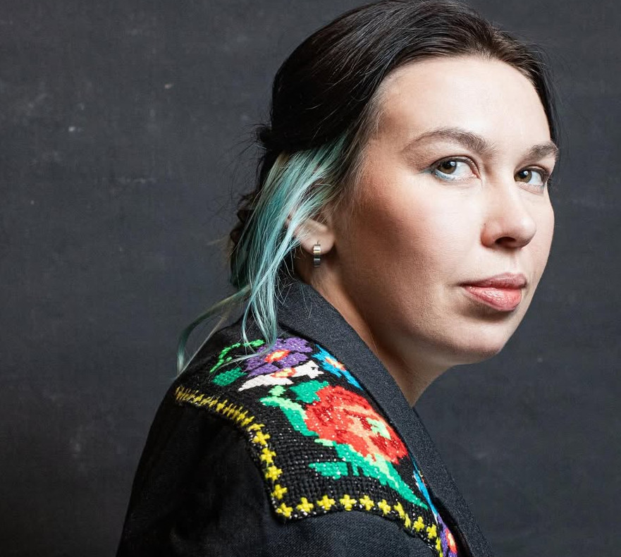 Похабщина, фемінізм і чоловік-комік у лавах ЗСУ: цікаві факти про комікесу Настю Зухвалу