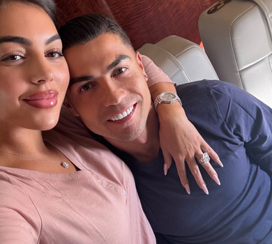 Лякає татка: наречена Роналду насмішила геловінським фото коханого з 3-річною дочкою