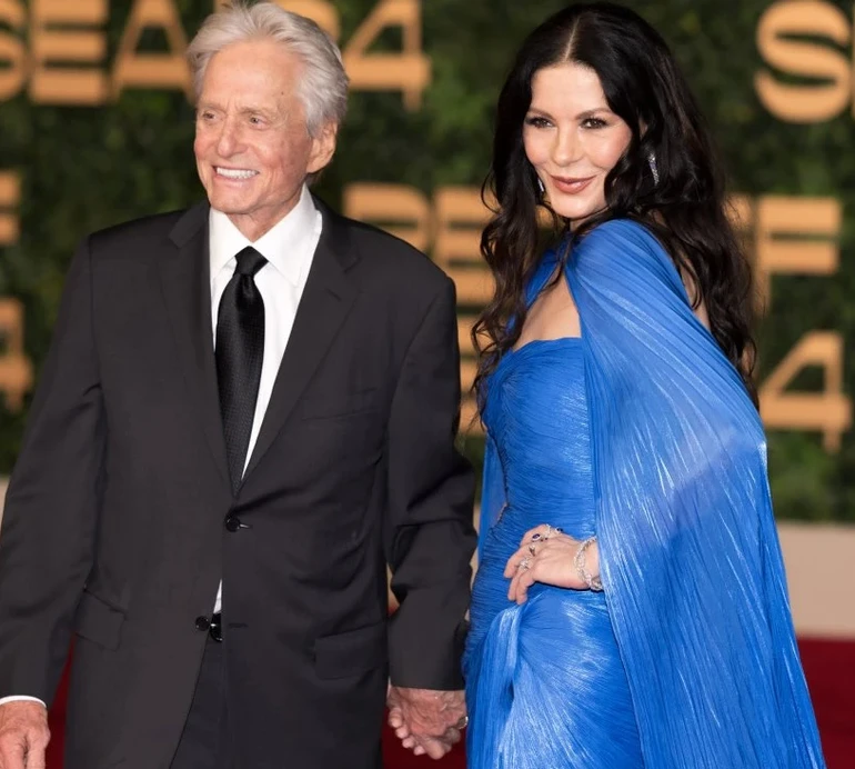 Дуглас і Зета-Джонс розлучаються після 25-ти років шлюбу - інсайдер