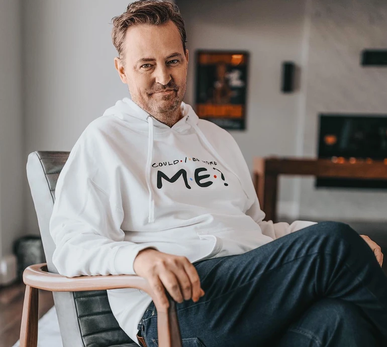 Відчуваю полегшення, що ти знайшов спокій: екснаречена покійного Меттью Перрі щемливо звернулася до актора