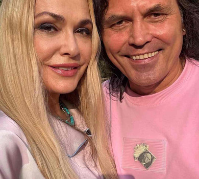 П'ю келих кохання до дна!: Борисюк у день народження фантастичної жінки Сумської адресував їй палке привітання