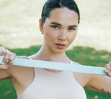 Кожна жінка має навчитись: Татарінцева показалася без мейку та пояснила, як підкреслювати генетичну красу