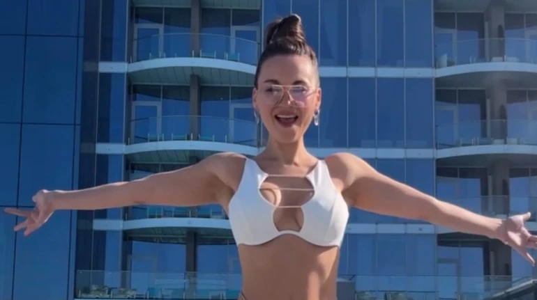 Стара корова: Саліванчук у День сміху показала коментарі з соцмереж та назвала секрет своєї молодості