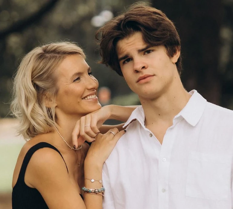 Юрушева замилувала ніжними фото сина з молодшими сестрами