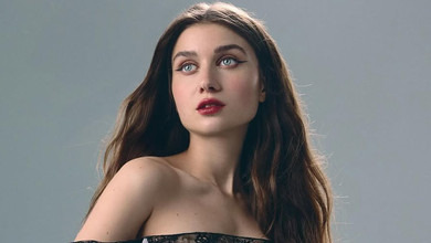 Jerry Heil та YARMAK після скандалу з актором-аб'юзером зворушили новою версією кліпу з військовими та їхніми коханими. Відео