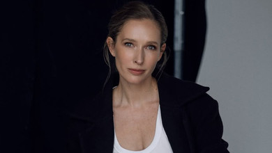 Передам своїм онучкам: Осадча провела тур гардеробною та показала особливі луки. Відео