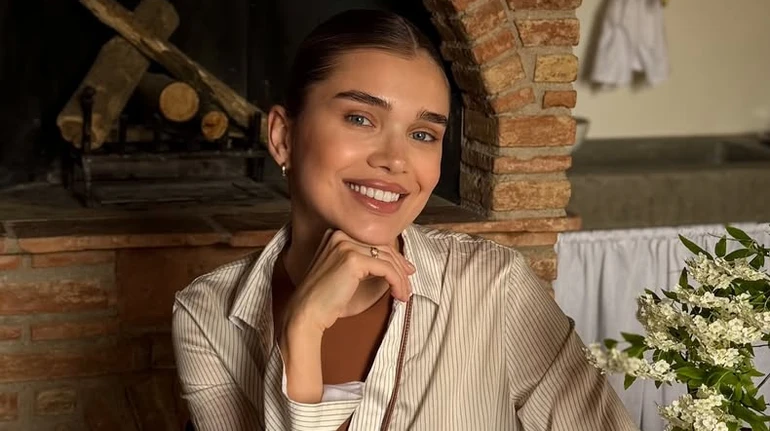 Сам замішав тісто і нарізав смужки: Саша Бо навчила 9-річного сина готувати домашню пасту. Відео