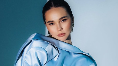 Татарінцева в обтислому спортлуці продемонструвала вправи для жіночого здоров'я. Відео