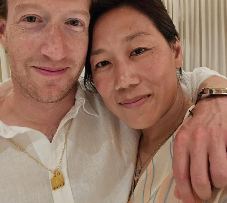 Пишаюся: Цукерберг похизувався ошатною дружиною, яка здобула престижну відзнаку. Фото