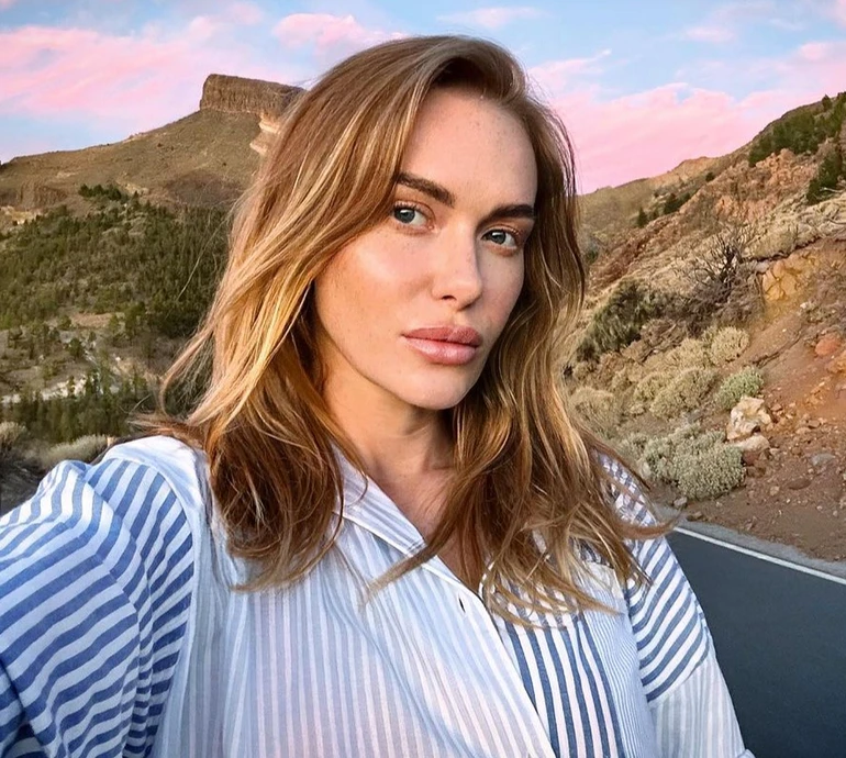 39-річна Камінська в спідньому зізналася в любові до свого віку. ВІДЕО