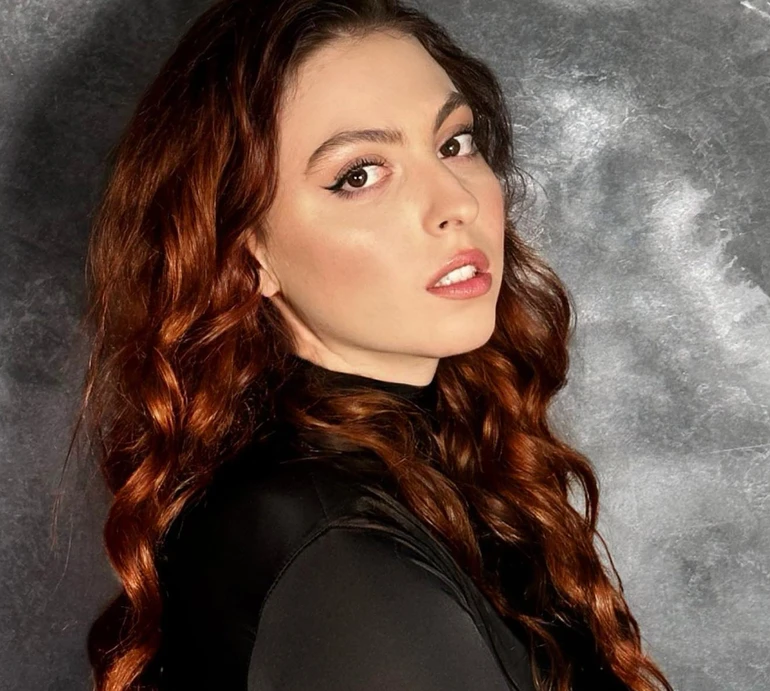 Неймовірне перевтілення: донька Полякової показала себе до та після салонного марафету