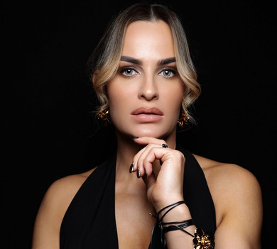 Не забуваю, що я - жінка: колишня Пятова зізналася, чи сумує за стосунками, та розказала про повернення дочки до України