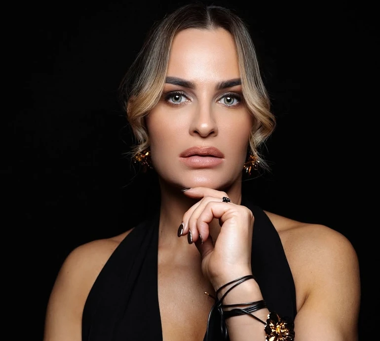 Не забуваю, що я - жінка: колишня Пятова зізналася, чи сумує за стосунками, та розказала про повернення дочки до України