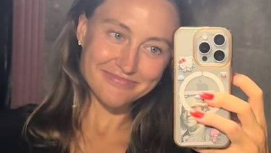 Голі сідниці і новий імідж: екс-ВІА Гра Бушміна показалася в образі брюнетки. Фото