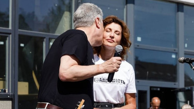 Щомиті ми щасливі, бо разом: Порошенко в земляну річницю піднесено звернувся до дружини