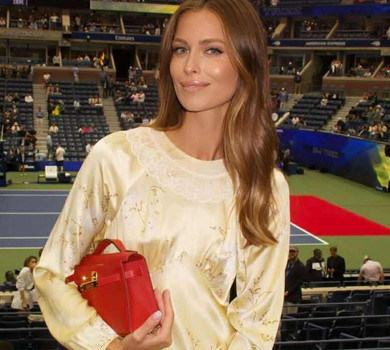 Онука Ротару на тенісному турнірі в США заселфилася з Трампом і з мамою