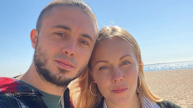 Тополя назвав суму, в яку їм із ексдружиною обійшлося відновлення квартири після обстрілу