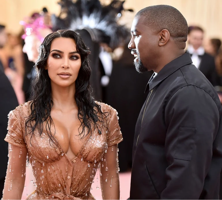 Терпець урвався: Кардашян провела з Вестом бесіду щодо сороміцьких луків його жінки - джерела