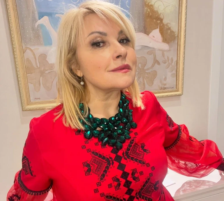 Бурмака привітала доньку з 30-річчям та опублікувала її ужасні фото