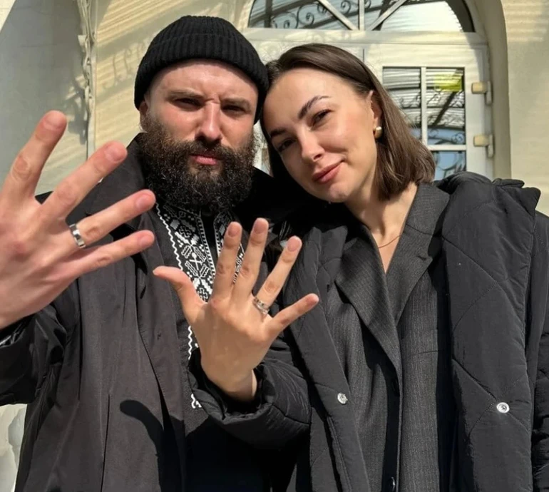 Одне призвело до іншого: Розовий вперше відреагував на слова дружини про його зради