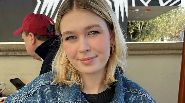 Не можу повірити: Брежнєва привітала свою леді з 25-річчям. Фото