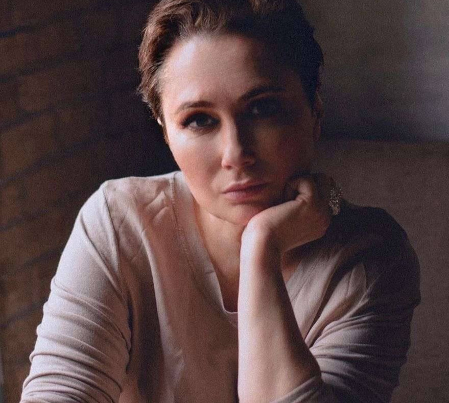 Почала заїдати стрес: 50-річна Мозгова пожалілася на набрані кіло і вирішила худнути