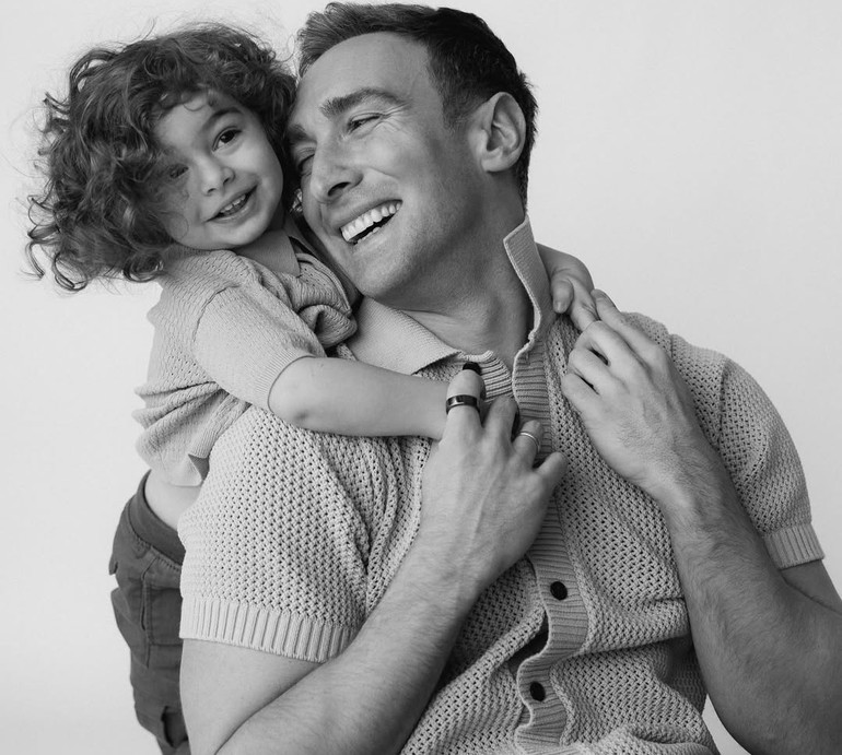 Макацарія в день 2-річчя сина показав його в традиційному образі. Фото