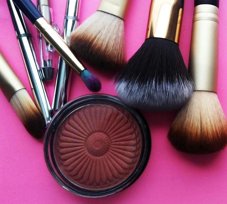 Косметика та аксесуари в магазині Prostor – досягнення ідеальної краси та здоров'я