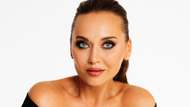 39-річна Саліванчук здивувала червоним обличчям і декольте після ліфтингу