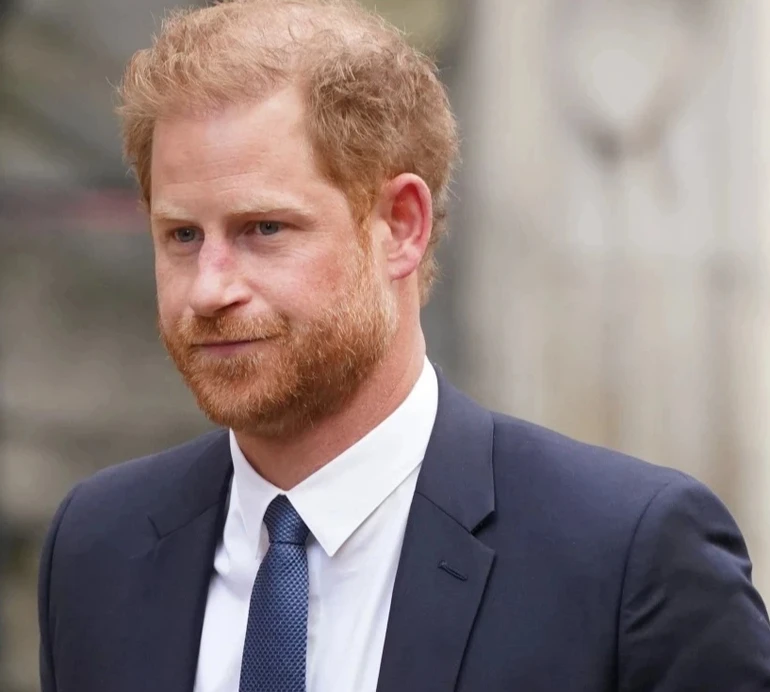 Принца Гаррі звинуватили у знущаннях та переслідуванні: що відомо