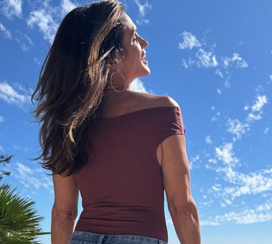 59-річна Кроуфорд посвітила ідеальними ногами у джинсових шортах. Фото