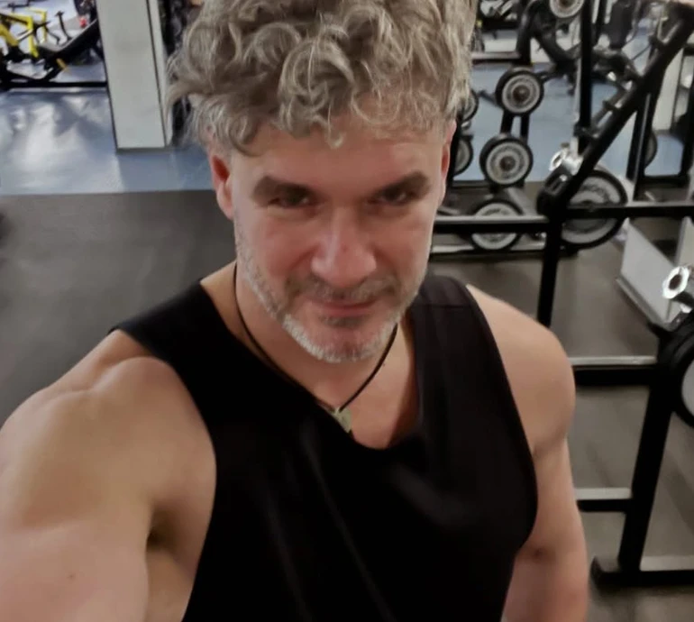 Страхи трансформуються у прийняття: 47-річний Мірзоян заговорив про кризу середнього віку та похвалився пробіжкою в 20 км