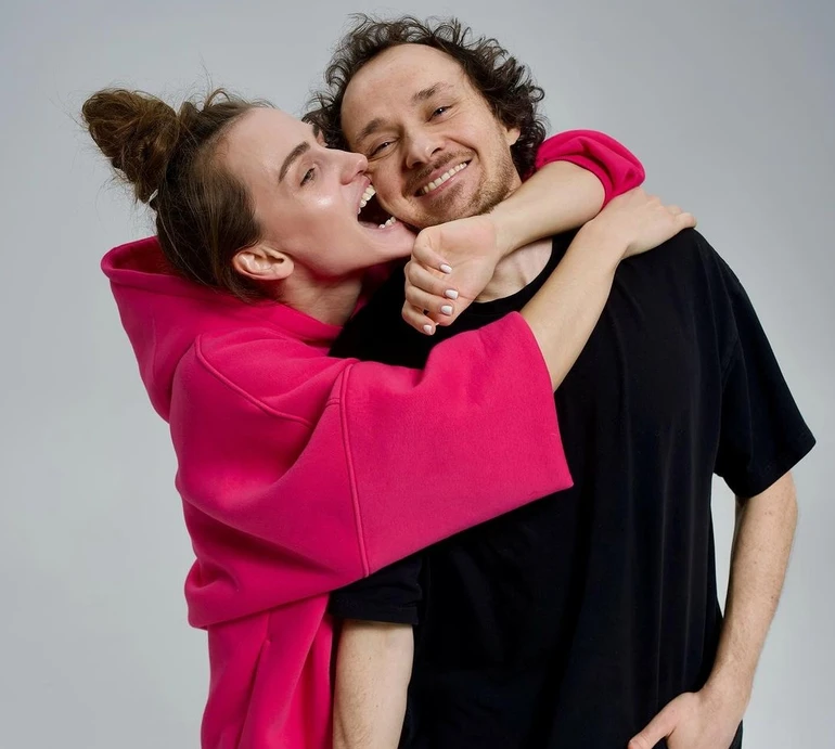 Відчули себе максимально комфортно: Войтенко пояснив, чому вони з коханою побралися у чорному та без гостей