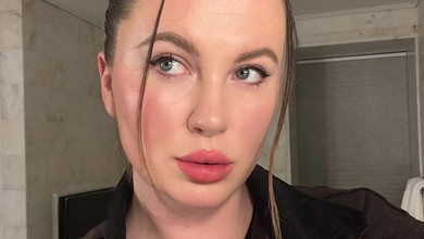 Донька Болдуїна та Бейсінгер показала 72-річну красуню-маму на рідкісному сімейному фото