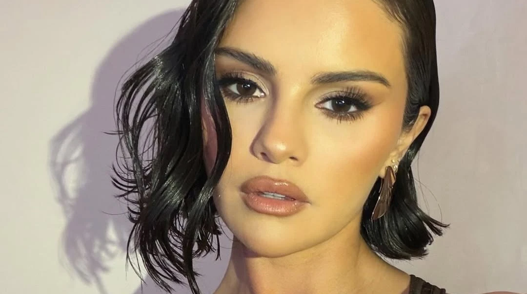 Місіс Бланко: Селена Гомес на весняних рандомах показалася без мейку та біля пательні