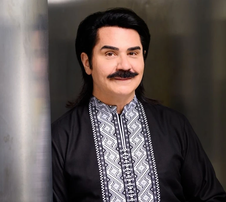 Дорожу кожною годиною: Зібров про переоцінку цінностей, відчуття щастя і план обміняти вуса на танк