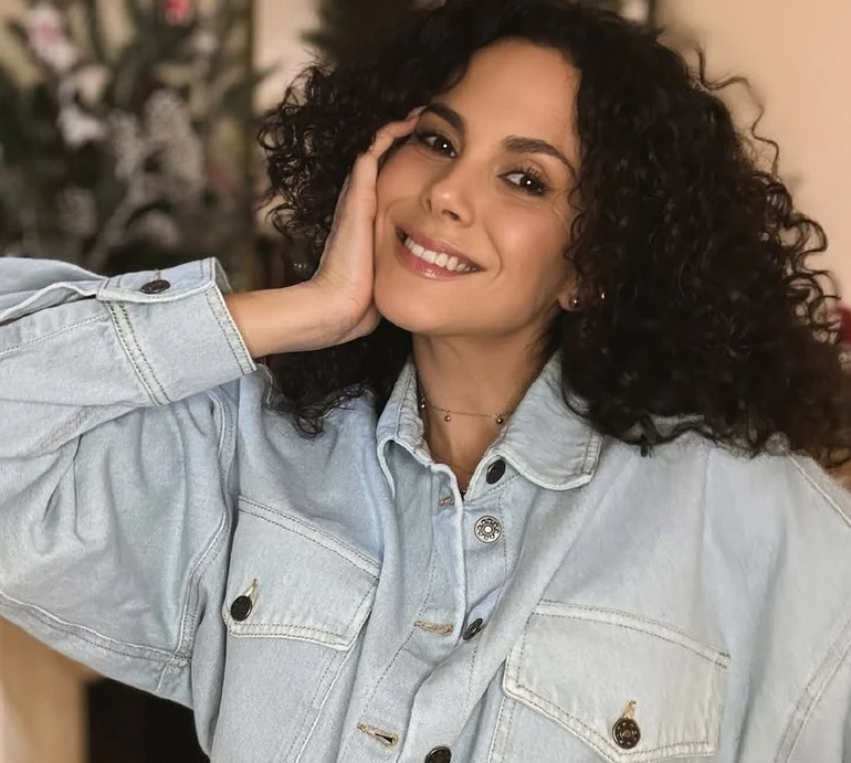 Каменських у спортивному міні показала свій момент насолоди на тлі гір у Каталонії