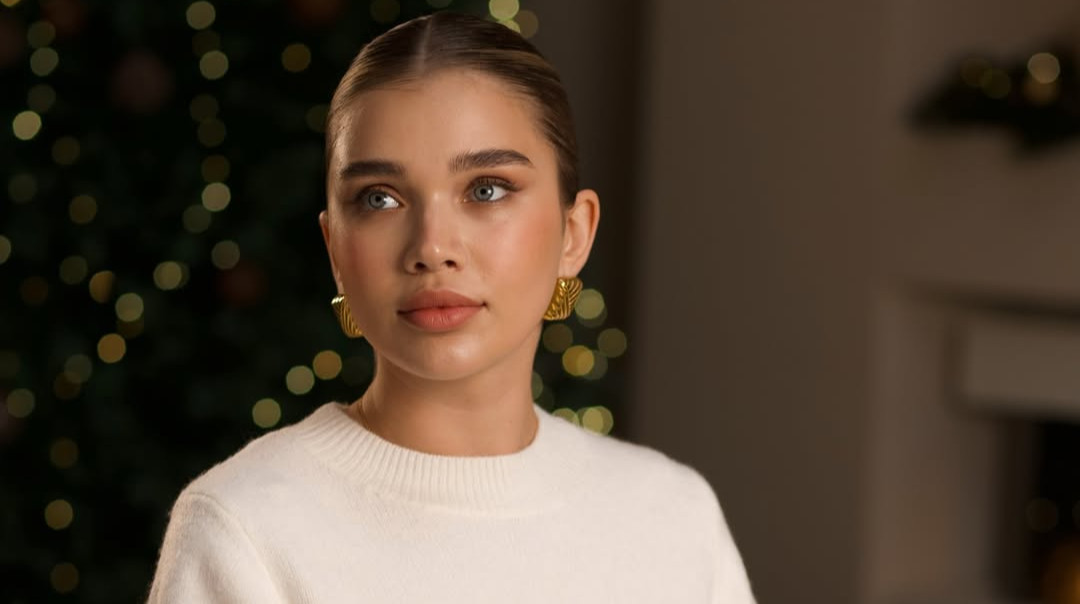 Вийде з першого разу: Саша Бо показала, як зробити ефектний пучок з косички. Відео